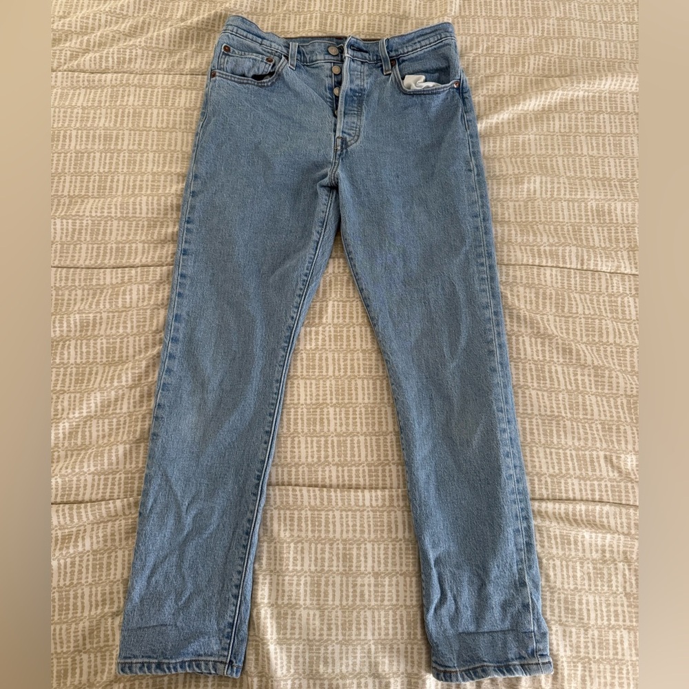 High-Rise Women’s Skinny Jeans in Light Blue Denim